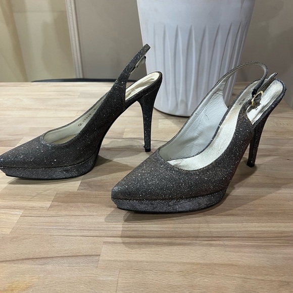 Stuart Weitzman Powershine Crystal Sparkle Colorshift Slingback Formal Heel 38.5 - Picture 2 of 8
